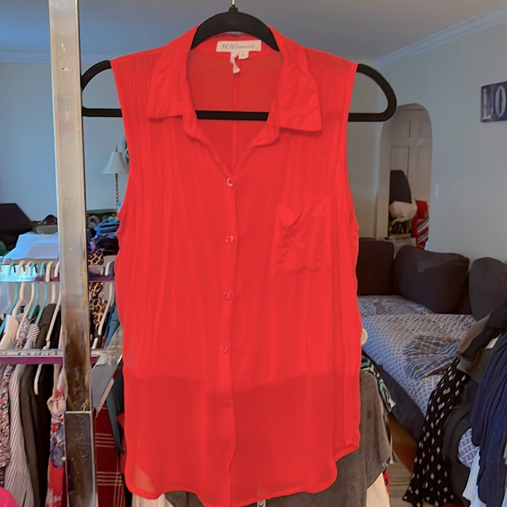 BCBG generation button down short sleeve salmon with front small pocket